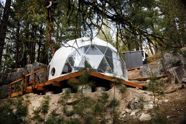 This Cascade Geodome Dares You to Leave Your Comforts Behind