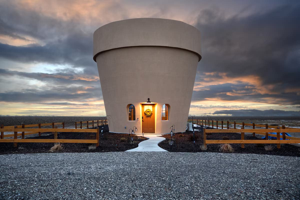 Burley’s Flower Pot Is a Literal Tiny Home With a Rooftop and Hot Tub
